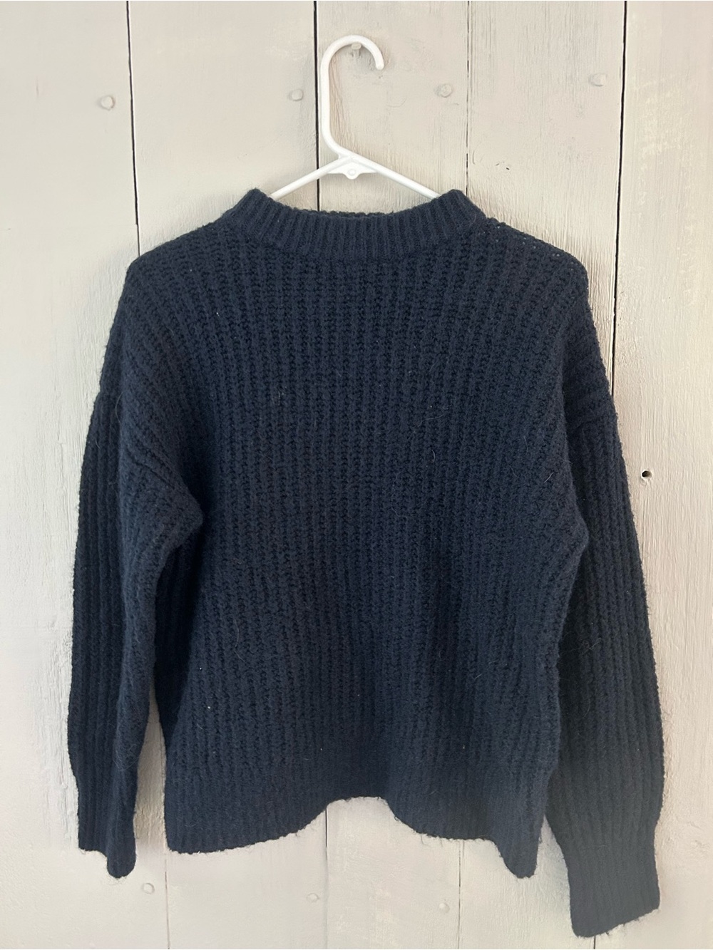 Old Navy Navy Textured Crewneck Sweater